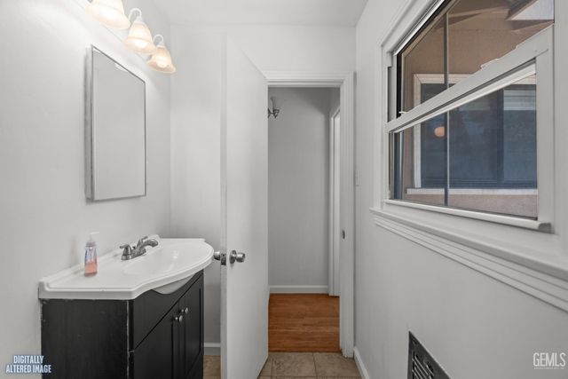 2601 Kellogg Arc, Bakersfield, CA 93306