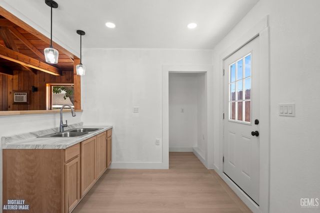 2601 Kellogg Arc, Bakersfield, CA 93306
