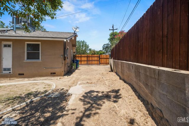 2601 Kellogg Arc, Bakersfield, CA 93306