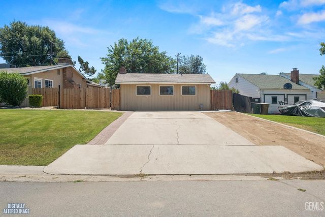2601 Kellogg Arc, Bakersfield, CA 93306