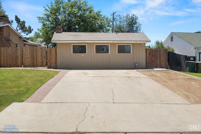2601 Kellogg Arc, Bakersfield, CA 93306