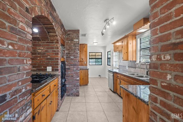 2601 Kellogg Arc, Bakersfield, CA 93306