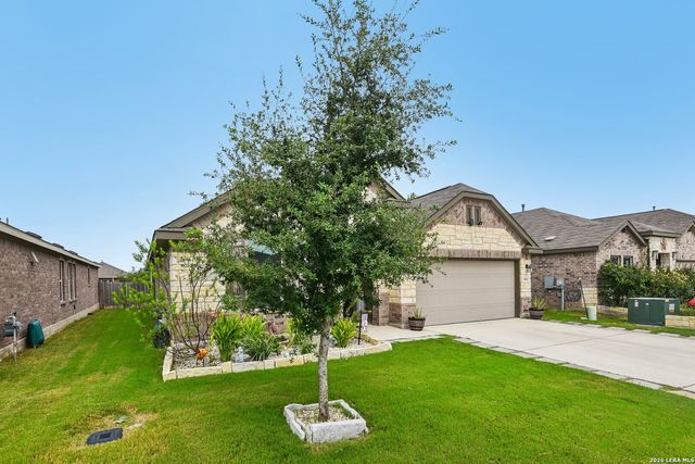8942 Rancher Pl, Seguin, TX 78155