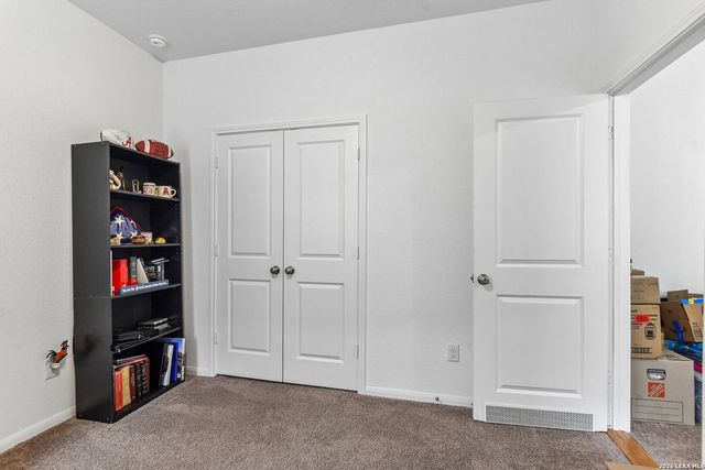 8942 Rancher Pl, Seguin, TX 78155