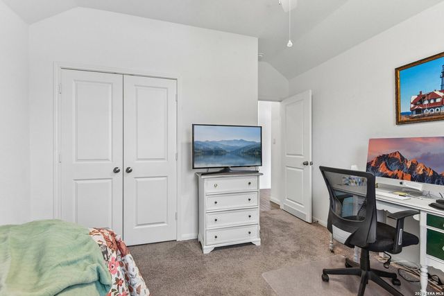 8942 Rancher Pl, Seguin, TX 78155