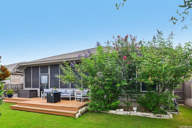 8942 Rancher Pl, Seguin, TX 78155