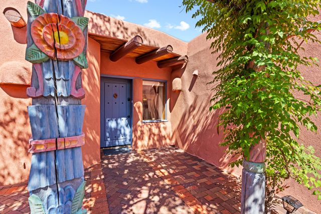 996 Paseo Del Sur, Santa Fe, NM 87501