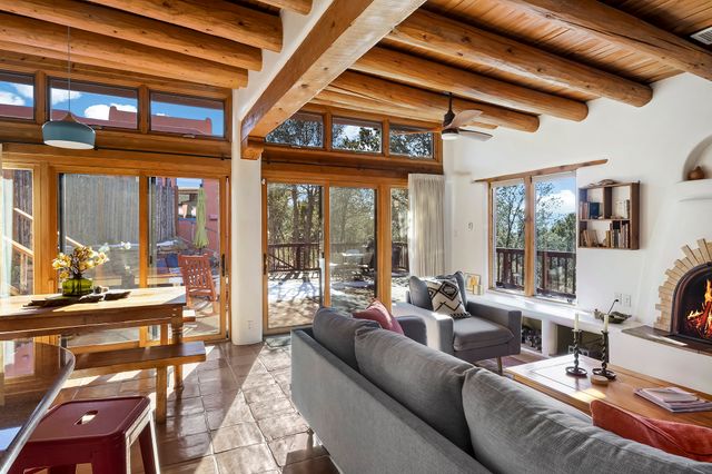 996 Paseo Del Sur, Santa Fe, NM 87501