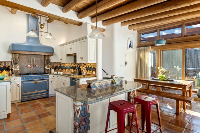 996 Paseo Del Sur, Santa Fe, NM 87501