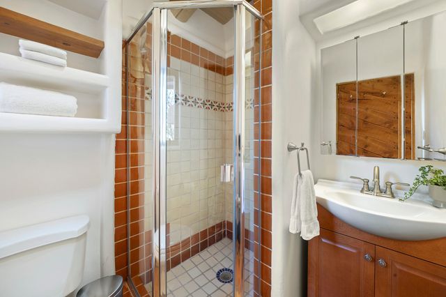 996 Paseo Del Sur, Santa Fe, NM 87501