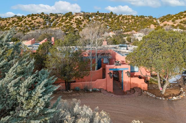 996 Paseo Del Sur, Santa Fe, NM 87501