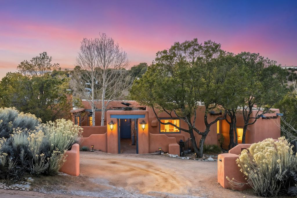 996 Paseo Del Sur, Santa Fe, NM 87501