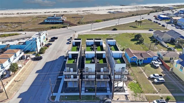 805 Avenue K D, Galveston, TX 77550