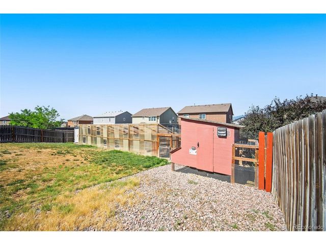 10654 Delaney Ln, Fountain, CO 80817