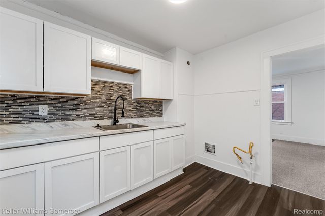 15875 Northlawn Street, Detroit, MI 48238