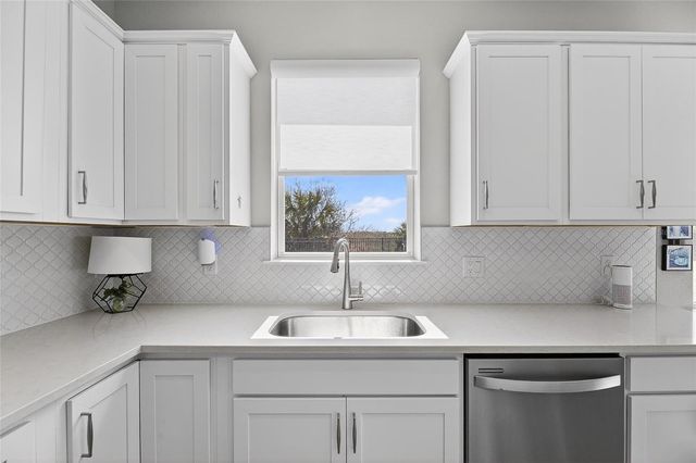 6204 MOORING LINE CIRCLE, Apollo Beach, FL 33572