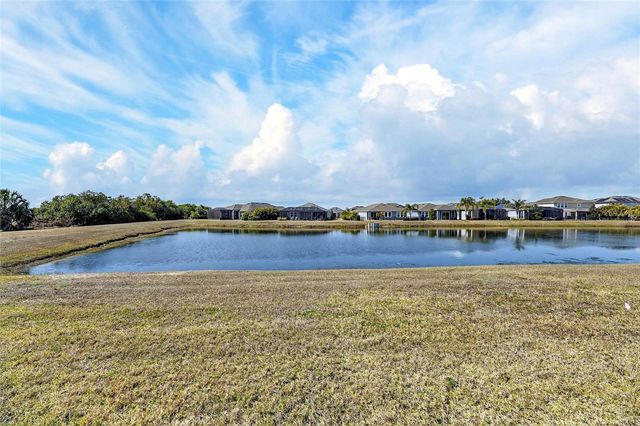 6204 MOORING LINE CIRCLE, Apollo Beach, FL 33572
