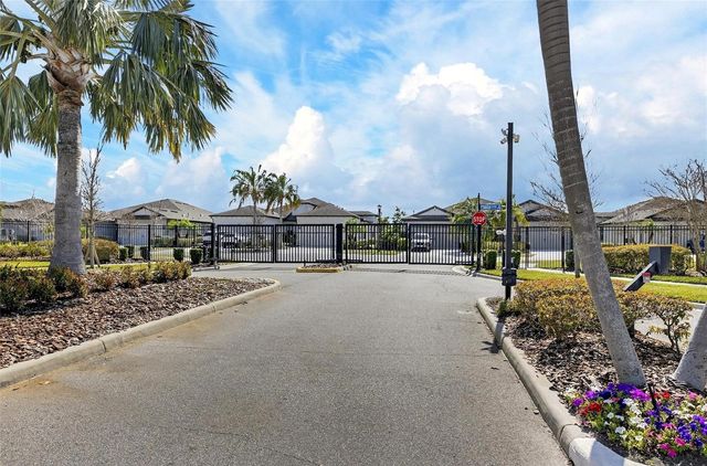 6204 MOORING LINE CIRCLE, Apollo Beach, FL 33572