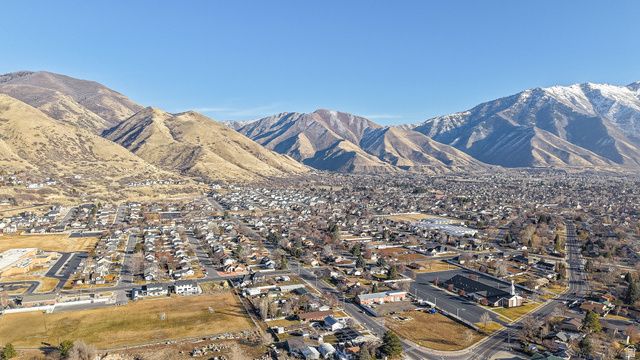 1361 E 400 S, Springville, UT 84663