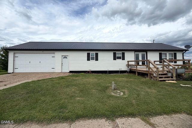 3662 58th Avenue SE, Medina, ND 58467 property photo