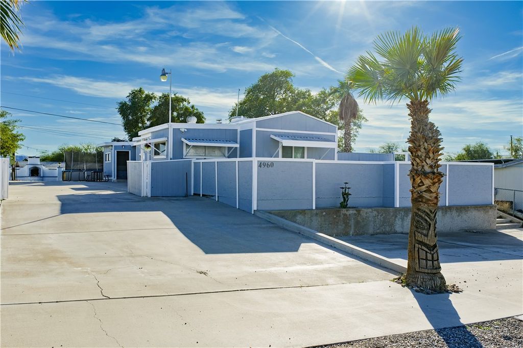 4960 Mission Drive, Topock, AZ 86436
