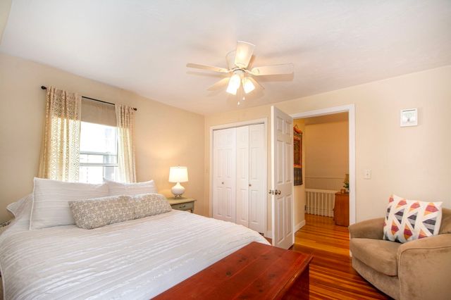 12 L Street, Hull, MA 02045