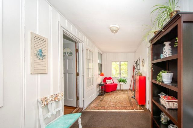 12 L Street, Hull, MA 02045