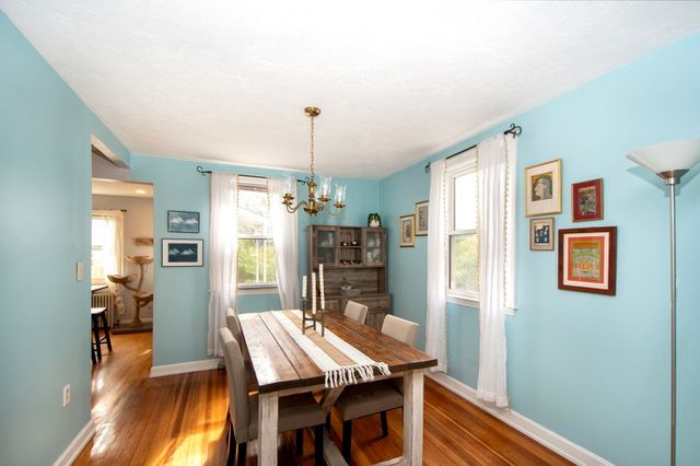 12 L Street, Hull, MA 02045