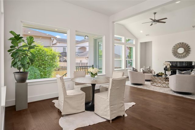 2215 Macarthur Street, Houston, TX 77030