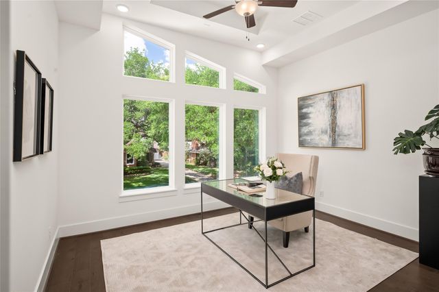 2215 Macarthur Street, Houston, TX 77030