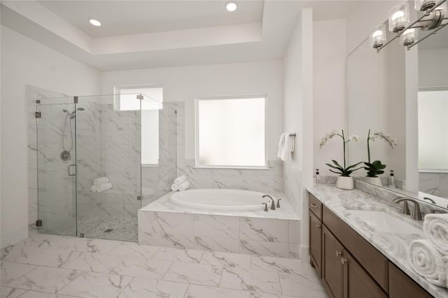 2215 Macarthur Street, Houston, TX 77030