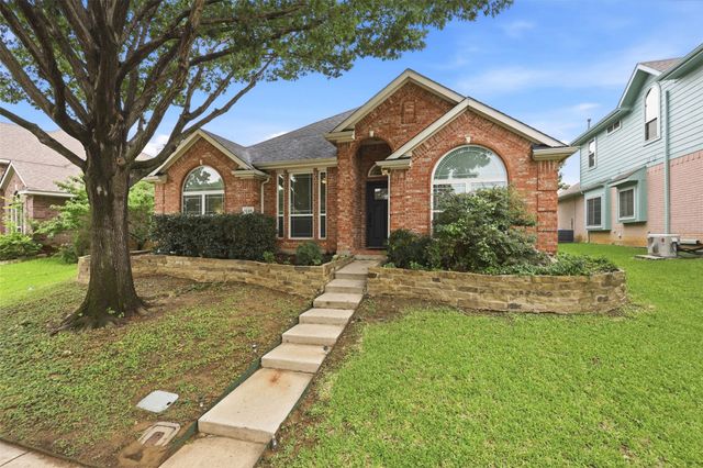 1236 Tanner Drive, Lewisville, TX 75077