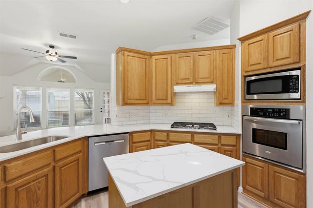 1236 Tanner Drive, Lewisville, TX 75077