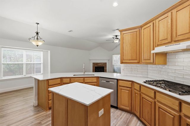 1236 Tanner Drive, Lewisville, TX 75077