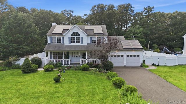 53 Howard Drive, Coram, NY 11727
