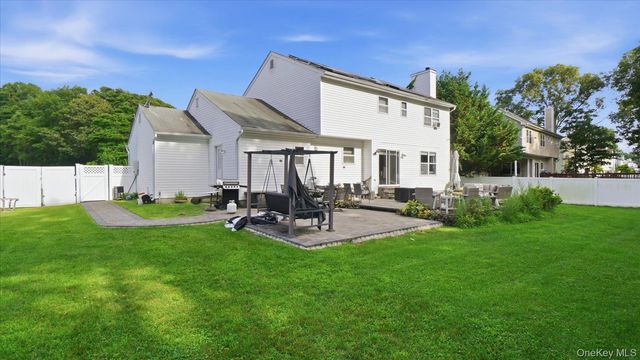 53 Howard Drive, Coram, NY 11727