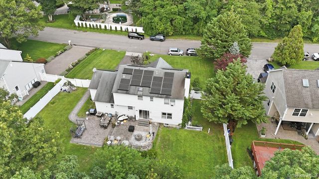 53 Howard Drive, Coram, NY 11727