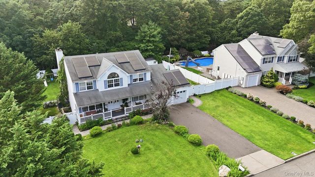 53 Howard Drive, Coram, NY 11727
