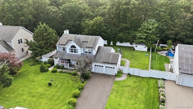 53 Howard Drive, Coram, NY 11727