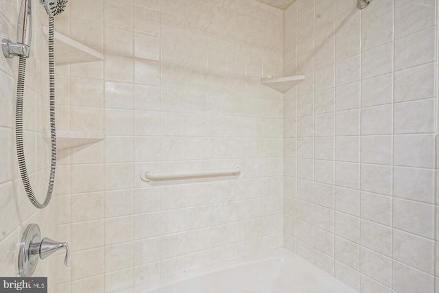 12 JUNIPER AVE, Somerdale, NJ 08083