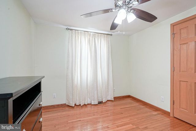 12 JUNIPER AVE, Somerdale, NJ 08083