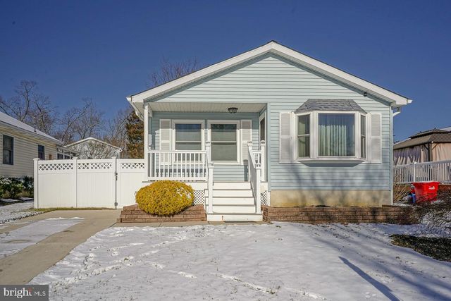 12 JUNIPER AVE, Somerdale, NJ 08083