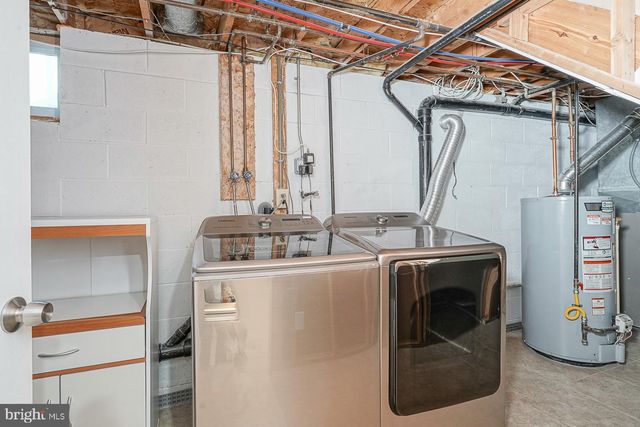 12 JUNIPER AVE, Somerdale, NJ 08083