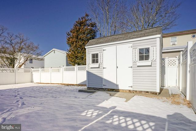 12 JUNIPER AVE, Somerdale, NJ 08083