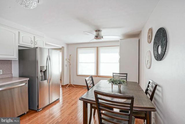 12 JUNIPER AVE, Somerdale, NJ 08083