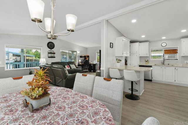 530 Devonshire Avenue 84, Hemet, CA 92543