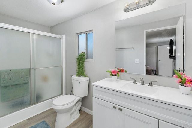 530 Devonshire Avenue 84, Hemet, CA 92543