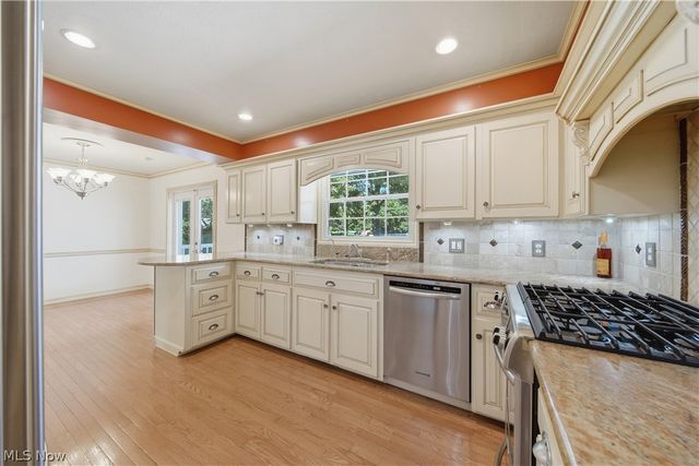 2769 Englewood Drive NE, Canton, OH 44721