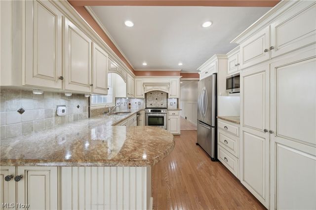 2769 Englewood Drive NE, Canton, OH 44721