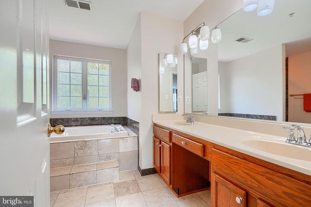 7400 PROSPECT HILL CT, Glenn Dale, MD 20769